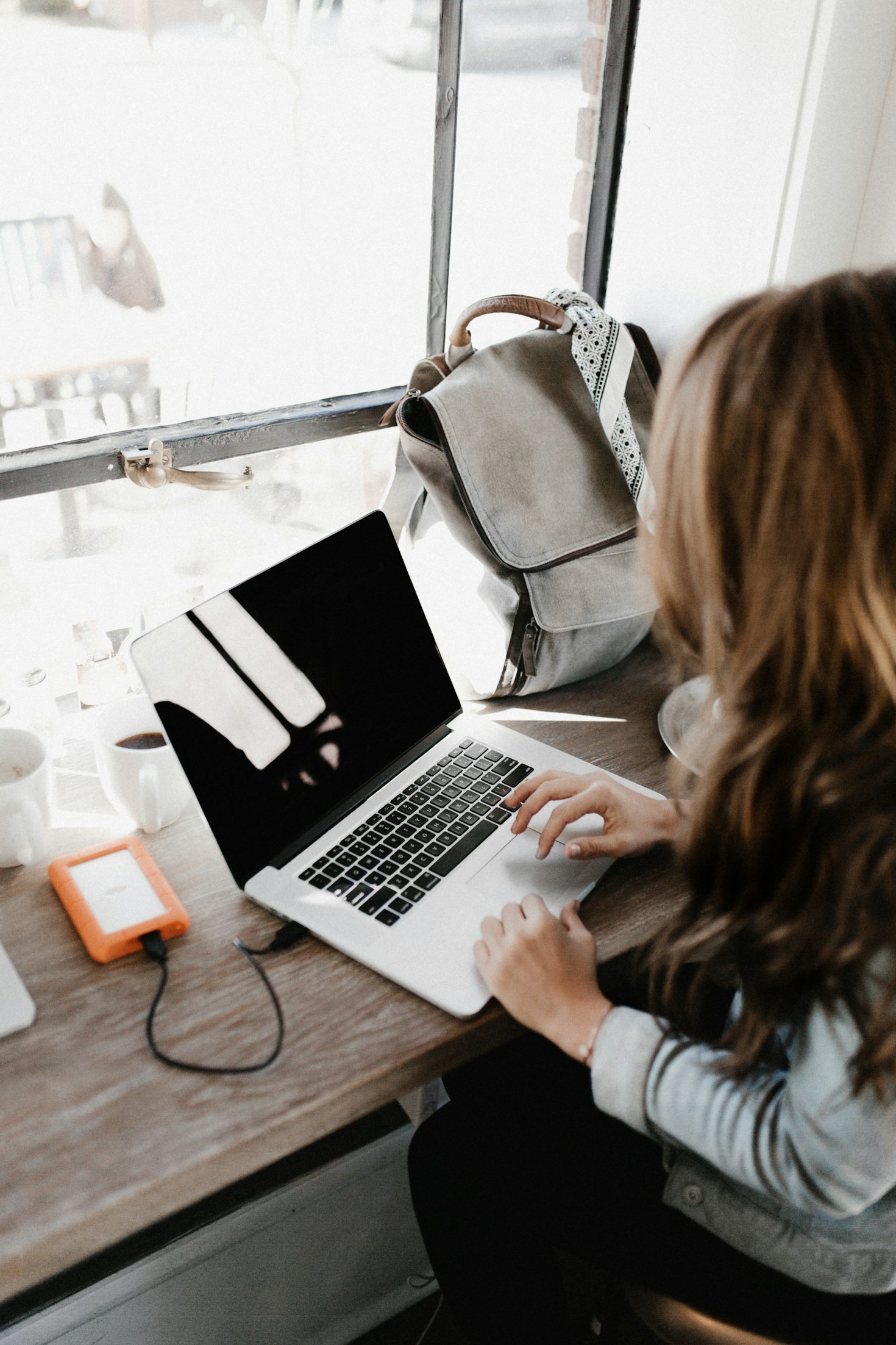 How Virtual Assistants Boost Business Efficiency